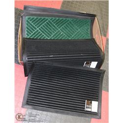 LARGE FLAT OF 10 NEW ANTI SKID FLOOR MATS