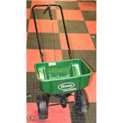 2 WHEELS FERTILIZER SPREADER
