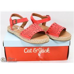 NEW GIRLS CAT & JACK SANDALS SZ 5