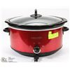 Image 1 : RED CROCK POT SLOW COOKER.