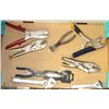 Image 1 : FLAT OF TOOLS INCLUDING VISE GRIPS