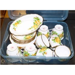 ROYAL ALBERT TEA ROSE CHINA SET