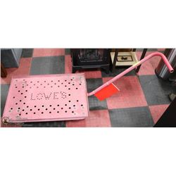 4 WHEEL INDUSTRIAL CART ON CASTORS, CAPACITY