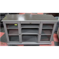 SHOWHOME CABINET WITH 2 GLASS DOORS