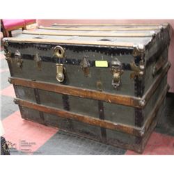 ANTIQUE STEAM TRUNK 36"X22"X24"H