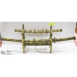 ORNATE ORIENTAL SWORD SET WITH DRAGON DISPLAY SIGN