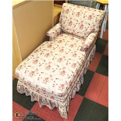 FLORAL FABRIC CHAISE LOUNGE