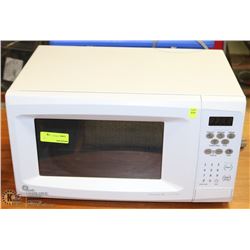 WHITE G.E. MICROWAVE