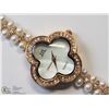 Image 2 : 36) NEW TRENDY PEARLS ANALOGUE WATCH FOR WOMEN