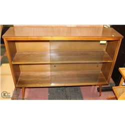 SIDEBOARD WITH GLASS