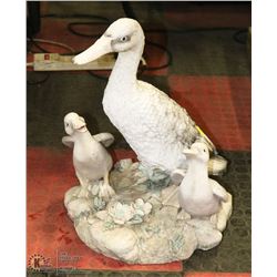 LARGE CERAMIC DUCK WITH DUCKLINGS YARD STATUE -