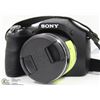 Image 1 : SONY CYBERSHOT 20.1 MEGA PIXELS DSC-8300 CAMERA