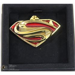 LARGE AND HEAVY SUPERMAN  SYMBOL PENDANT JEWELRY