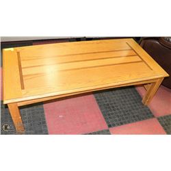 SOLID WOOD COFFEE TABLE.