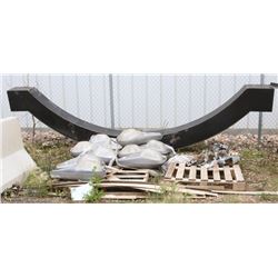 PUT OUTSIDE 2 ASSORTED OFFICE DESKS INCL PALLET