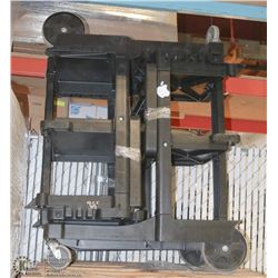 PALLET WITH 2 JANITORIAL CARTS