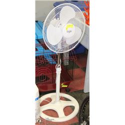 UPRIGHT FAN
