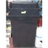 Image 1 : 2 GARBAGE BINS