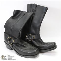 NEW BOULET BOOTS SIZE 9 WIDE