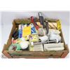 Image 1 : LARGE FLAT OF PAINTING SUPPLIES