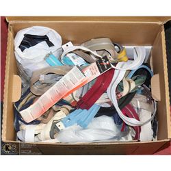 LARGE BOX FULL OF NEW ZIPPERS