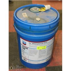 5 GALLON PAIL CHEVRON 400XLE SIN BLEND SAE10W30