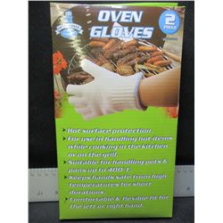 New Pair of Oven Gloves / a must for BBQ OR Camping these are awesome