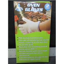 New Pair of Oven Gloves / a must for BBQ OR Camping these are awesome