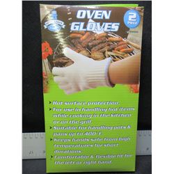 New Pair of Oven Gloves / a must for BBQ OR Camping these are awesome