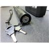 Image 2 : New High Power Laser Pointer with Lockout and 2 set of keys & charger
