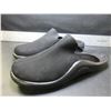 Image 1 : New Hammacher Schlemmer size  10  slip on shoes Made in Portugal