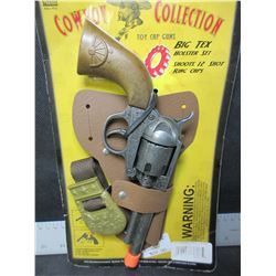 New Cowboy Collection Cap Gun / 24.99 tags