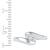 Image 2 : 0.12 CTW Diamond 3-stone Promise Bridal Ring 10KT White Gold - REF-22H4M