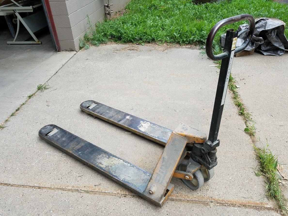 Lift-Rite Pallet Jack 5000lb Cap - BTM Industrial