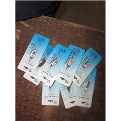 HOOKS, white/yellow Qty 9