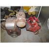 Image 2 : GAS ENGINES 2 Small, 1- 5hp Briggs & Stratton
