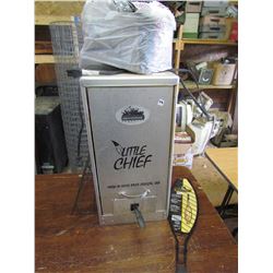 LITTLE Chief Smoker, w/bags of hickory wood bits