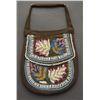 Image 5 : IROQUOIS BEADED PURSE