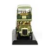 Image 5 : Disneyland Main Street Omnibus Replica.