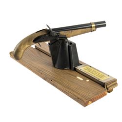 "Pirates Arcade Museum" Pistol Prop.