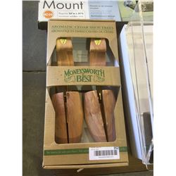 NEW Moneysworth  Best Cedar Shoe Trees