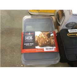 Nordicware International Cake Pan w/ Lid