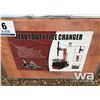 Image 2 : HEAVY DUTY TIRE CHANGER