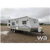Image 2 : 2003 SPRINGDALE TRAVEL TRAILER
