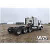 Image 3 : 2015 PETERBILT 367 TRI-DRIVE TRUCK