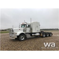 2015 PETERBILT 367 TRI-DRIVE TRUCK