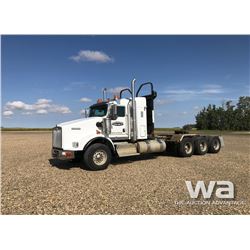 2013 KENWORTH T800 TRI-DRIVE TRUCK