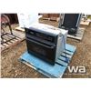 Image 1 : FRIGIDAIRE BUILT IN OVEN