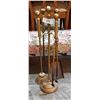 Image 1 : VINTAGE BRASS FIREPLACE COMPANION SET