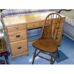 Kneehole Desk and Chair